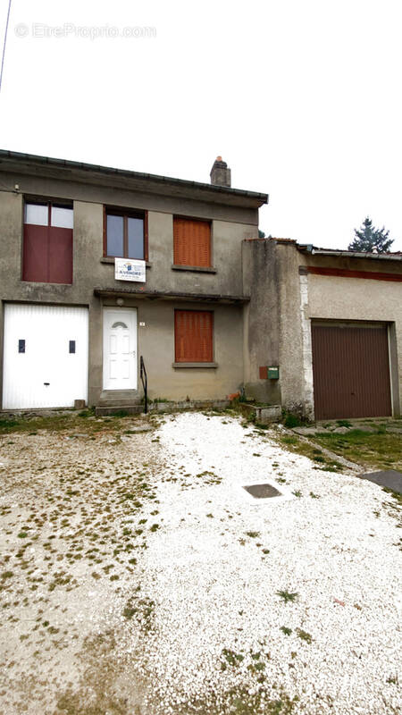 Maison à BROUSSEY-RAULECOURT