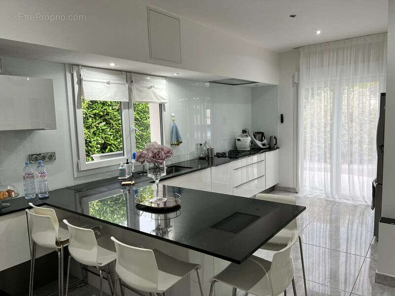 Maison à DOGNEVILLE