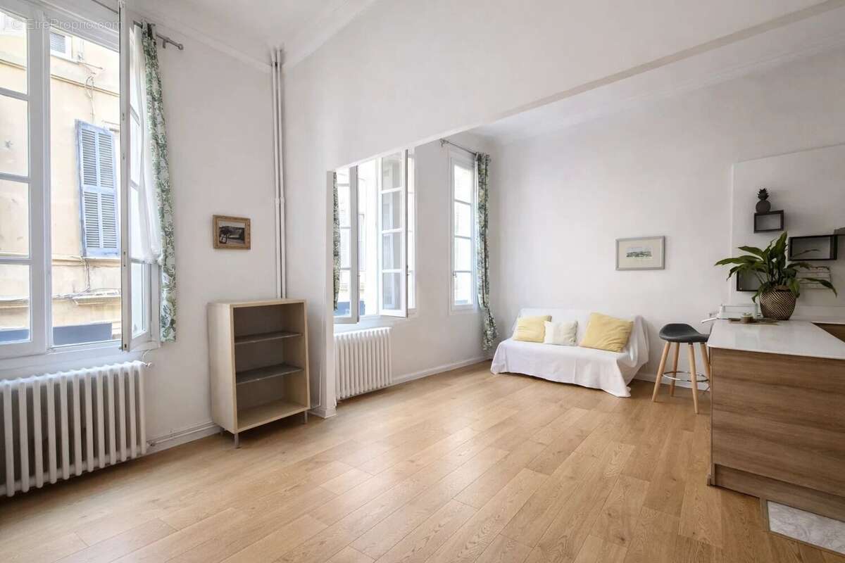 Appartement à AIX-EN-PROVENCE