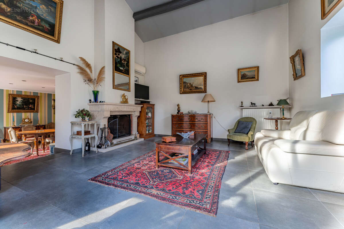 Maison à FRANCHEVILLE