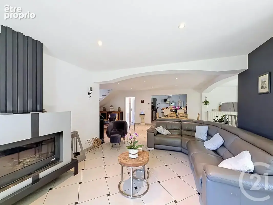 Maison 6 pièces 265 m² à vendre à Chartres (28000) - photo 5