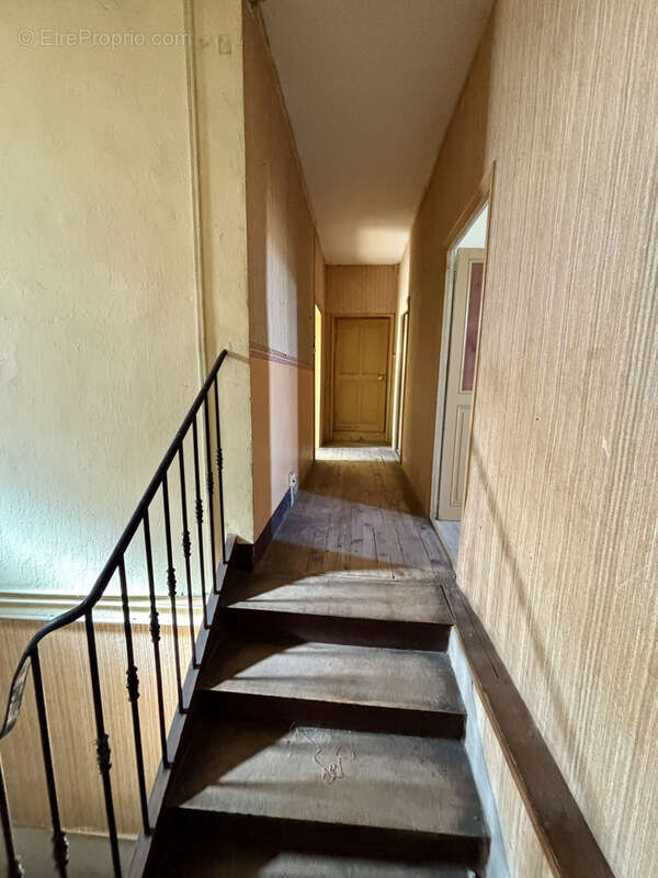 Maison à COLONZELLE