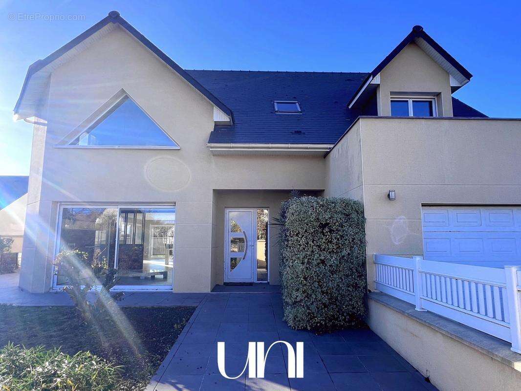 Maison à OUISTREHAM