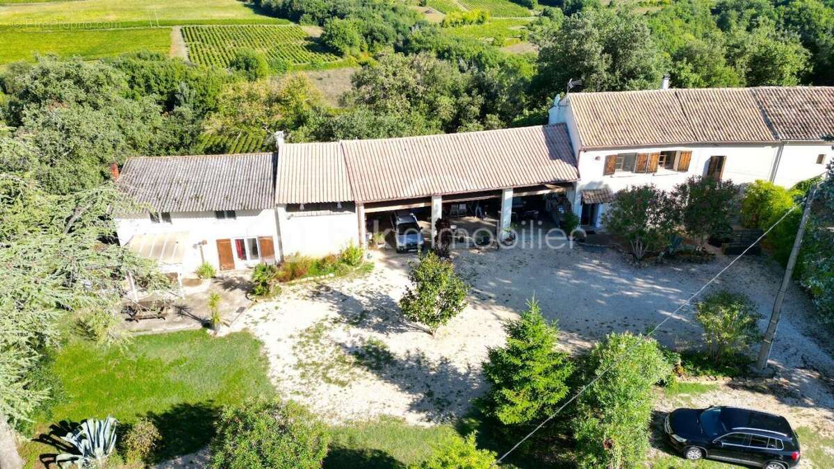 Domaine de 2,9 Hectares – Mas de 260 m² – 4 Logements - photo 3