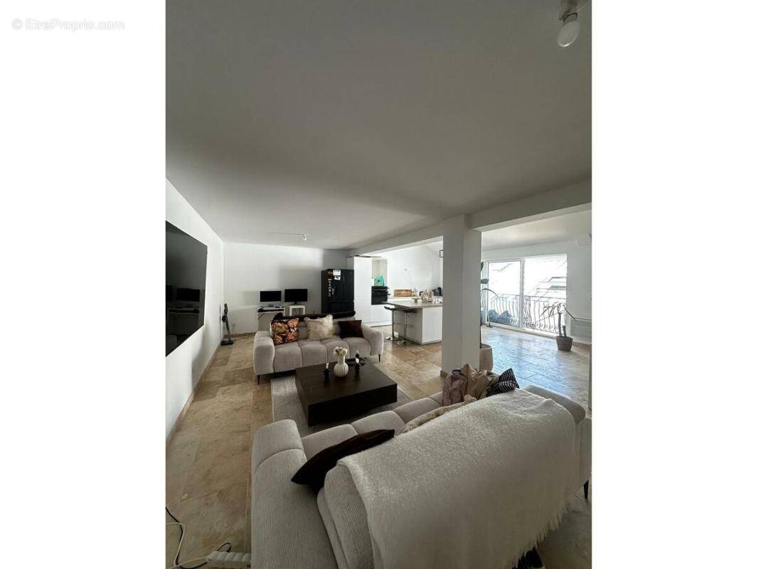 Appartement à MARSEILLE-15E