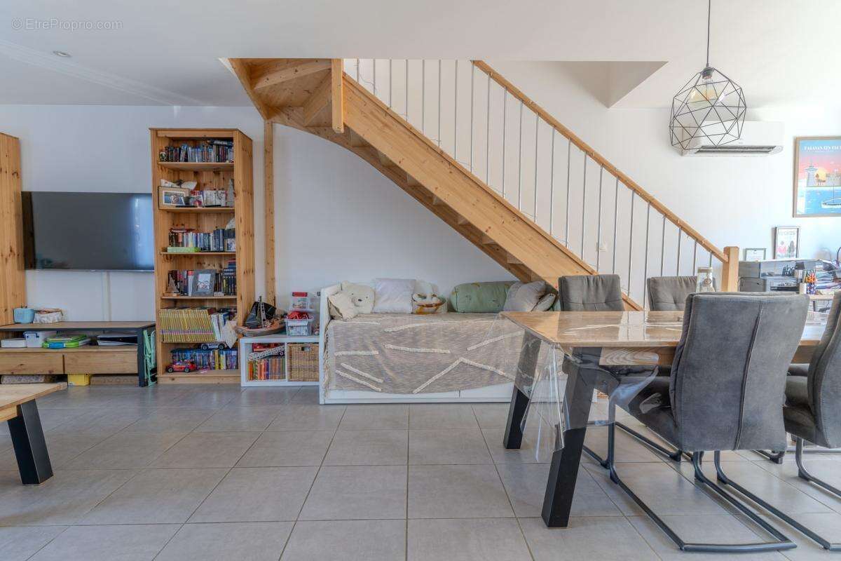 Maison récente de 80 m² avec grande pièce de vie, et sans travaux - photo 3