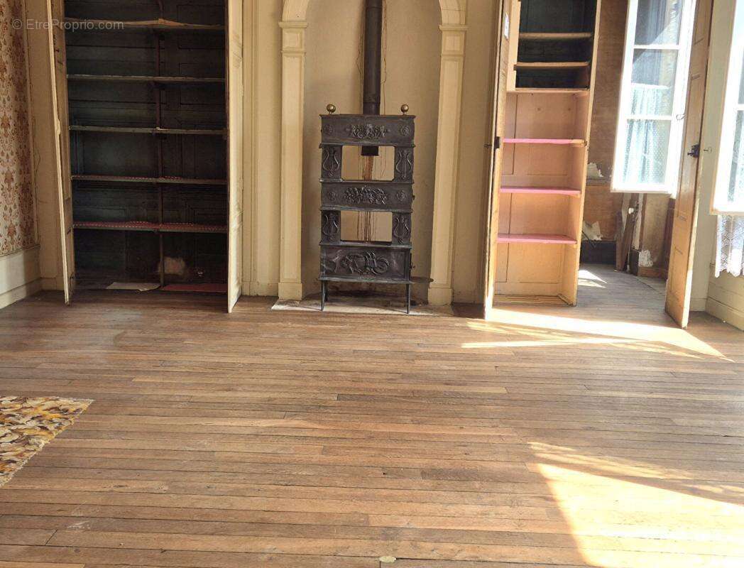 Maison à ECLARON-BRAUCOURT-SAINTE-LIVIERE