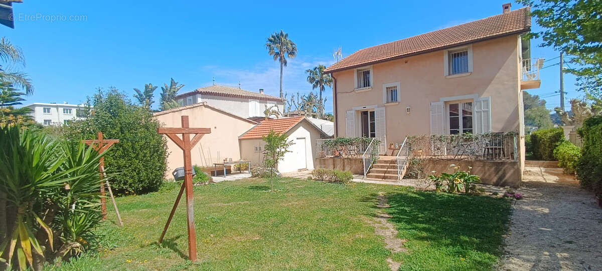 Maison à LA SEYNE-SUR-MER