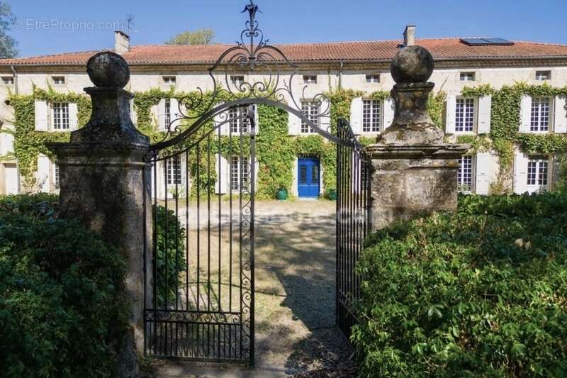 Maison à CASTRES