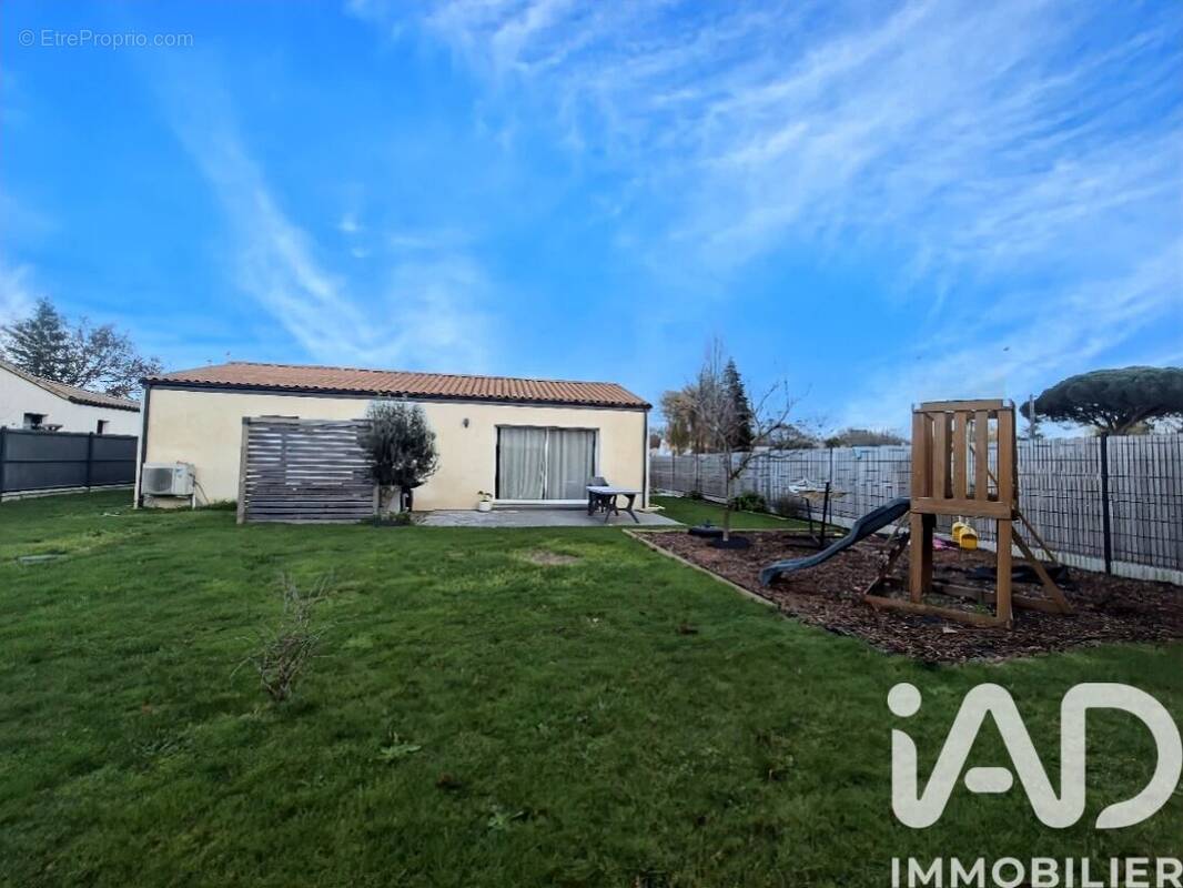 Photo 1 - Maison à TALMONT-SAINT-HILAIRE