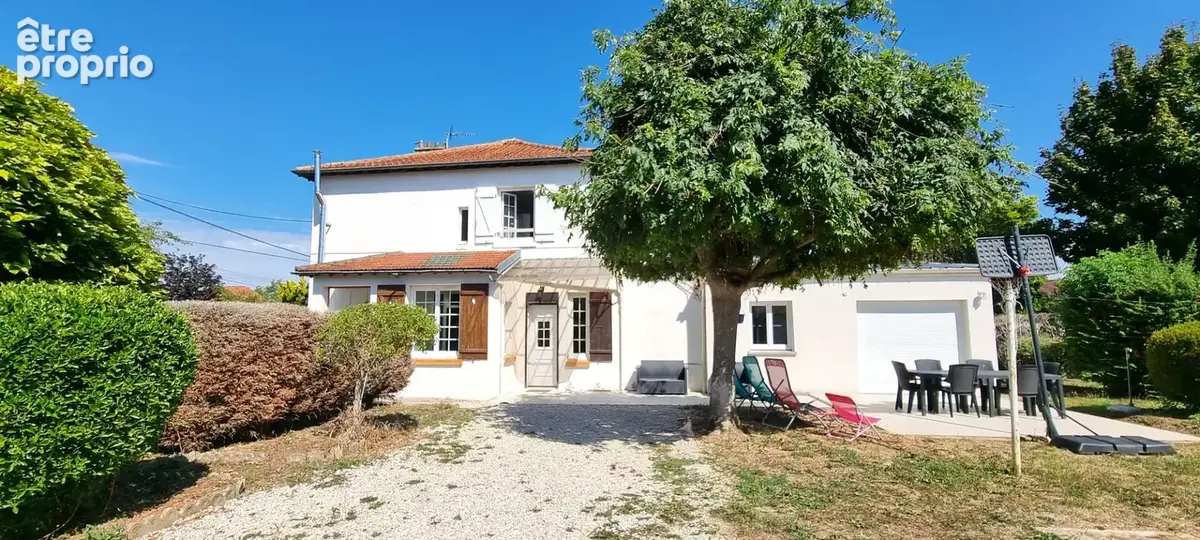 Maison à THOUROTTE