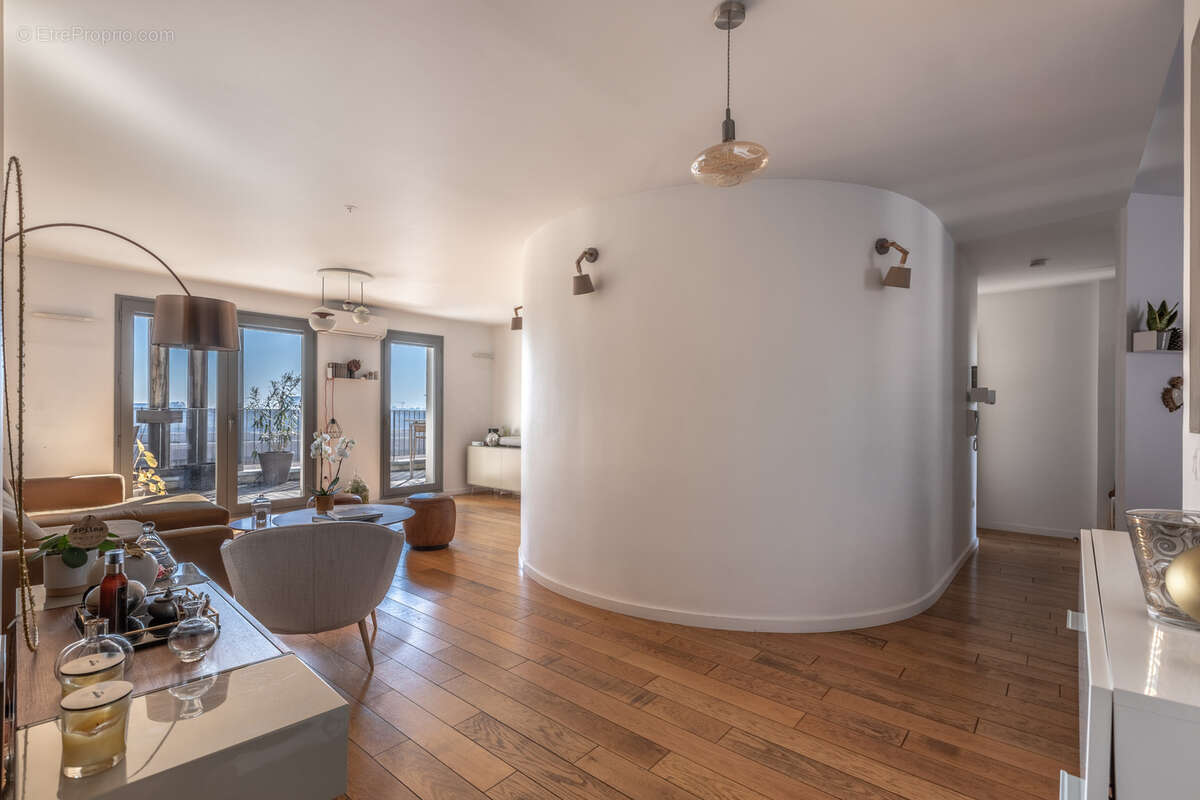 Appartement à BORDEAUX