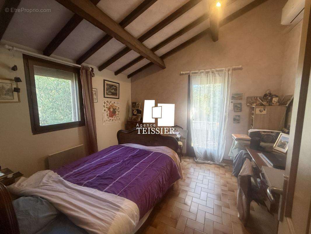 Sud Ardèche : 07260 Rosieres, Villa avec piscine sur 6800 m² - photo 10