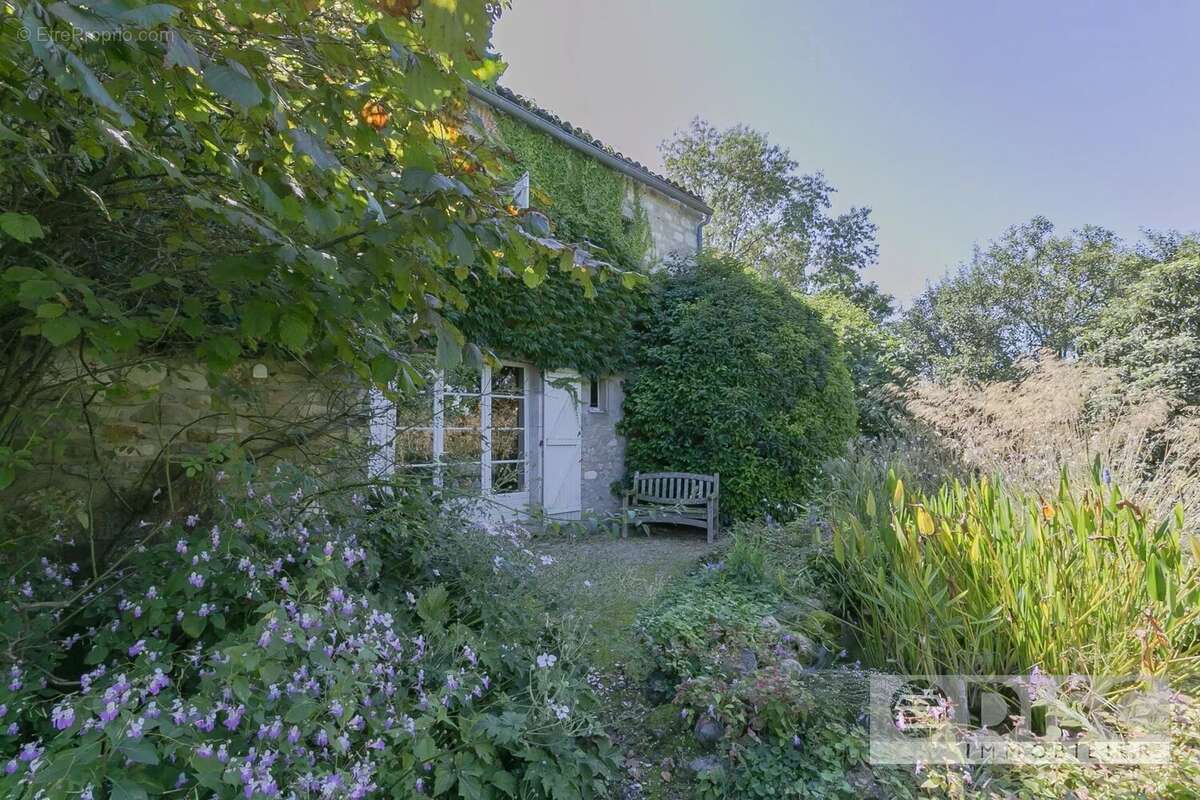 Maison à CORDES-SUR-CIEL