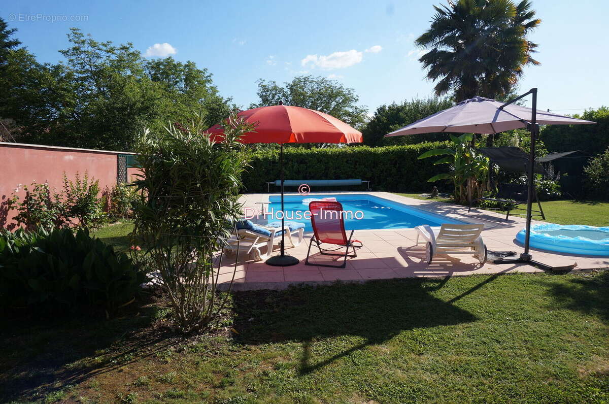 Maison à RAZAC-SUR-L&#039;ISLE