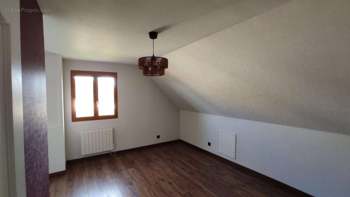 Maison à VIENNE-EN-VAL