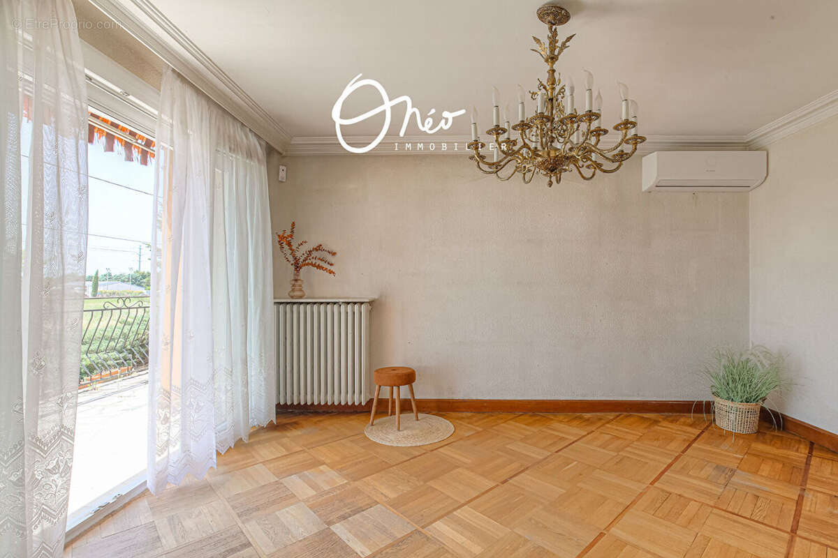 Maison à MIONS