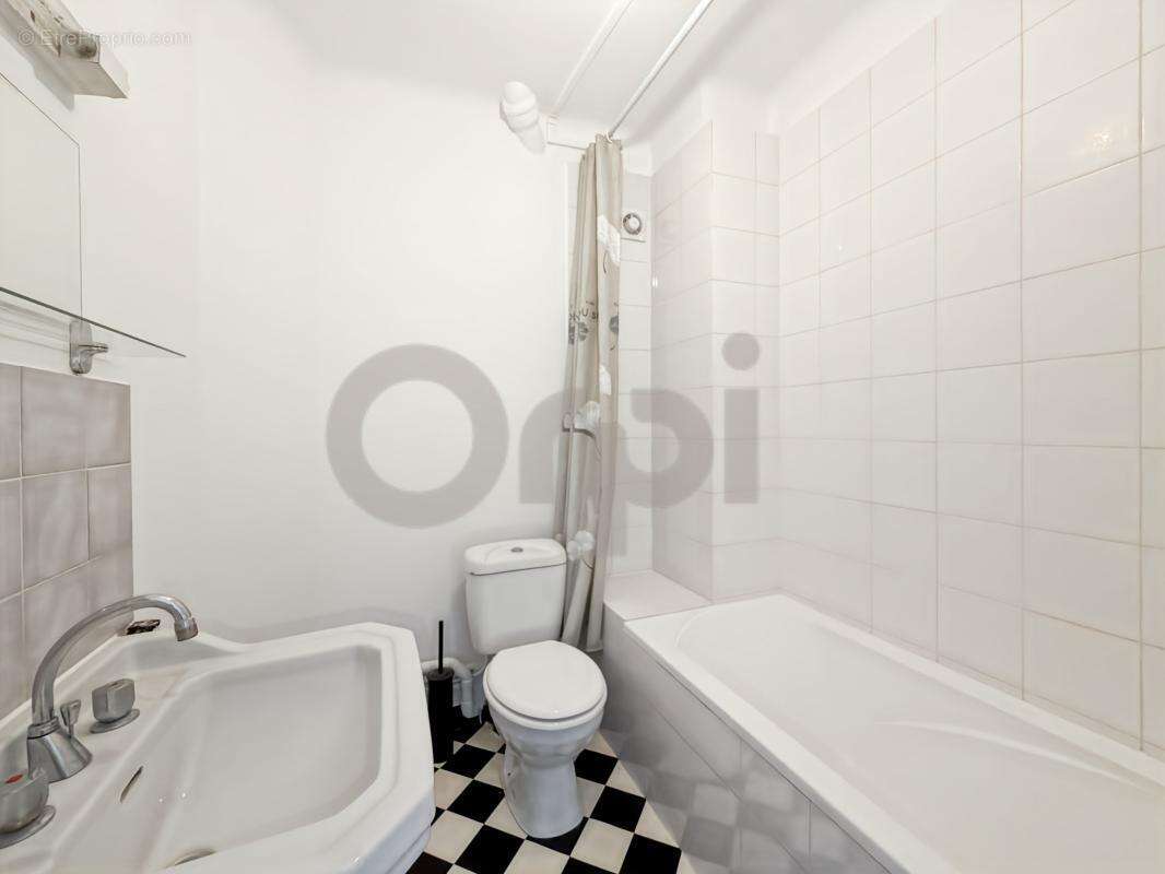 Appartement à PARIS-20E