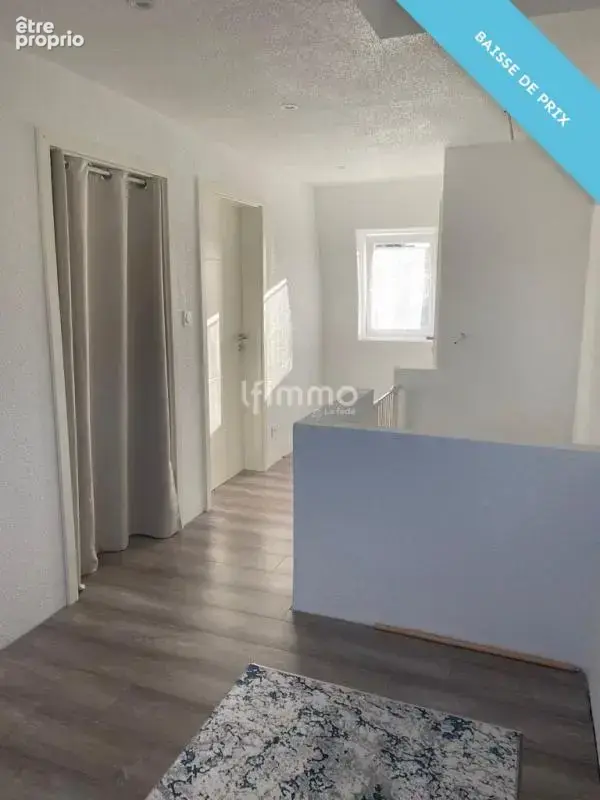 Immeuble de avec local commercial - photo 4