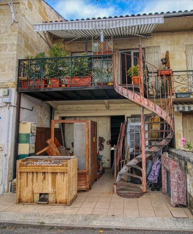 Maison à SAINT-PEY-D&#039;ARMENS