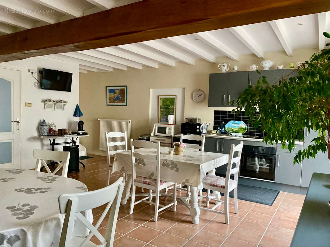 Maison à SAINT-EMILION