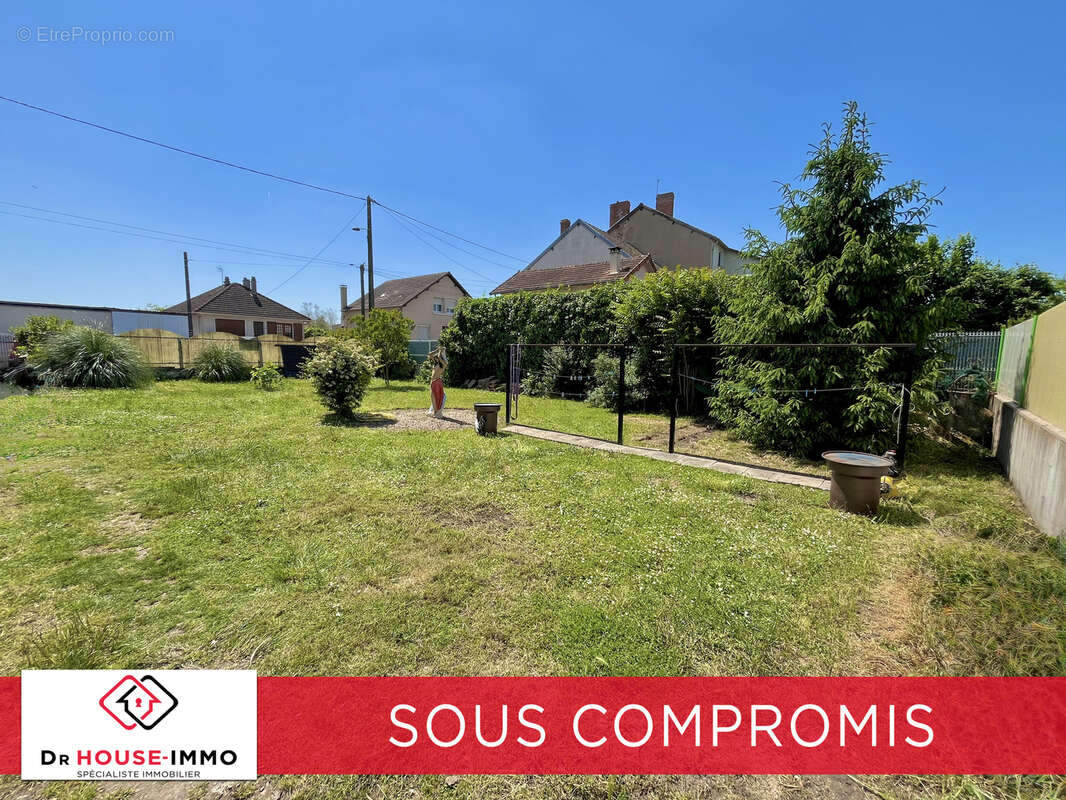 Terrain à CHATELLERAULT