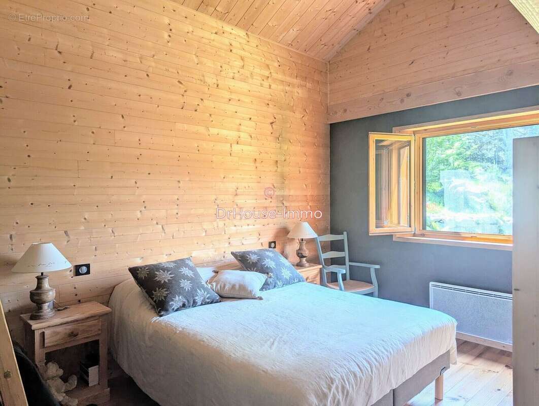 Maison à LES ANGLES