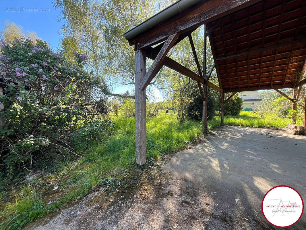 Maison à SAINT-AMAND-MONTROND