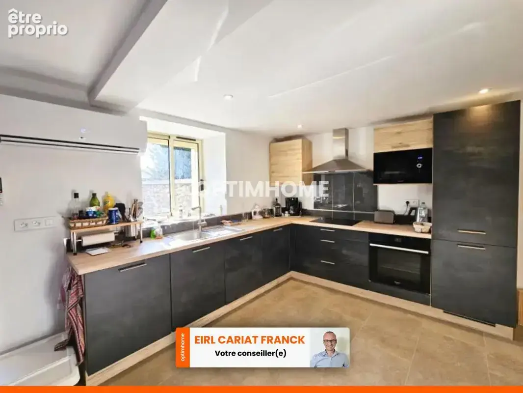 Longère en pierre de 90 m² avec dépendances, l’ensemble sur 921 m² de terrain clos - photo 5