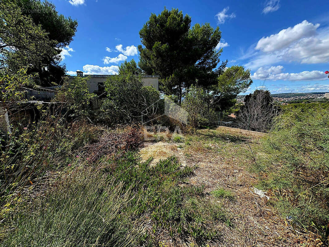 Terrain à SEPTEMES-LES-VALLONS