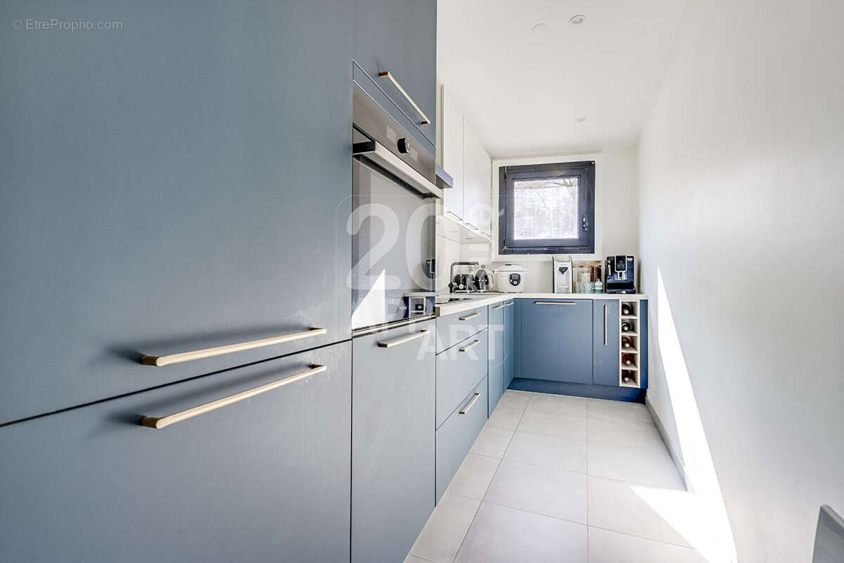 Appartement à PARIS-20E