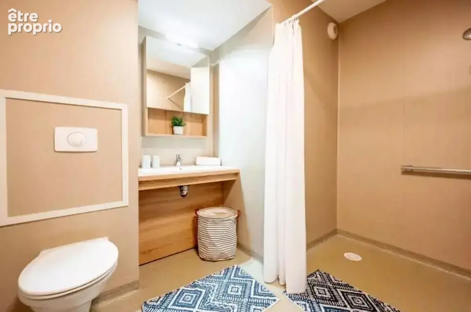 INVESTISSEMENT LOCATIF  La Seyne-sur-Mer  Résidence Seniors Stella Port Provence  5.80% de rentabilité - photo 5