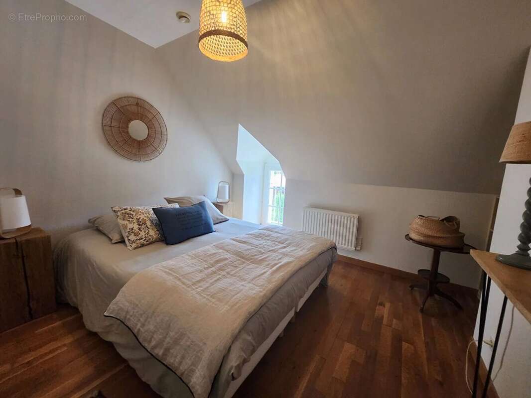 Maison à SAINT-DYE-SUR-LOIRE