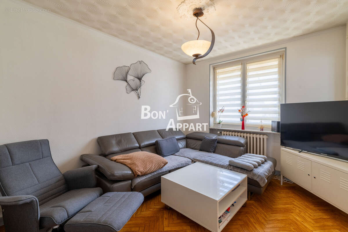 Maison au calme, située à HOMECOURT, 3 chambres, jardin et sous-sol complet - photo 3