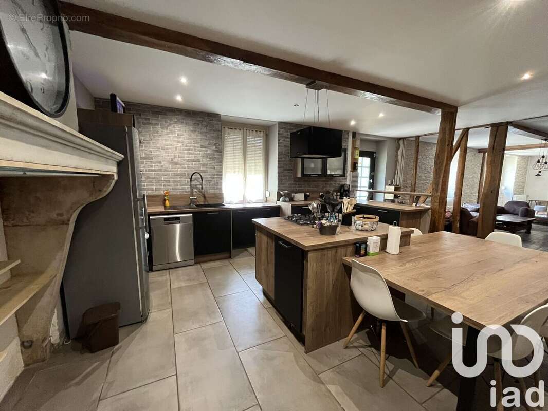 Photo 3 - Maison à JESSAINS