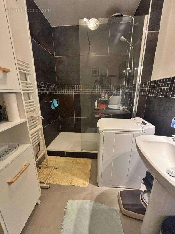 Parc barbieux t3 73.30m² lumineux sans vis a vis , parking couvert , cave - photo 7