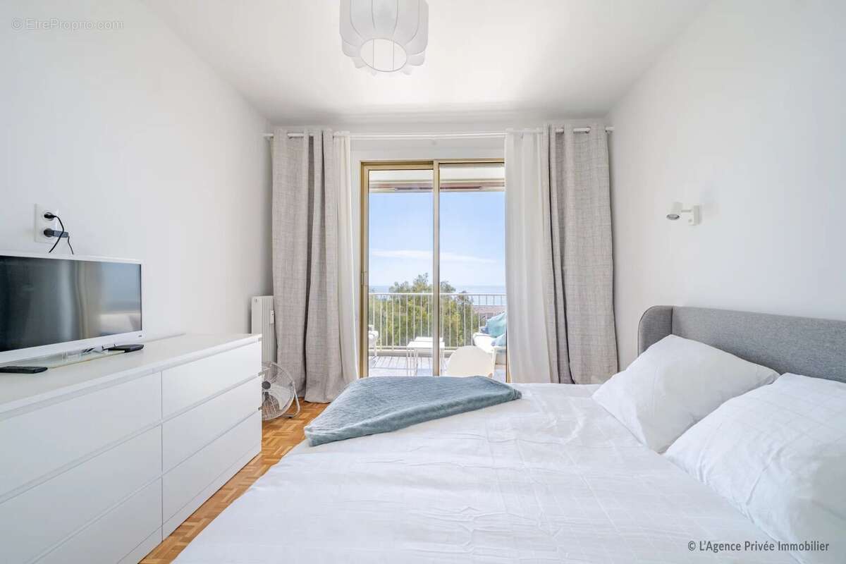 Appartement à CAGNES-SUR-MER