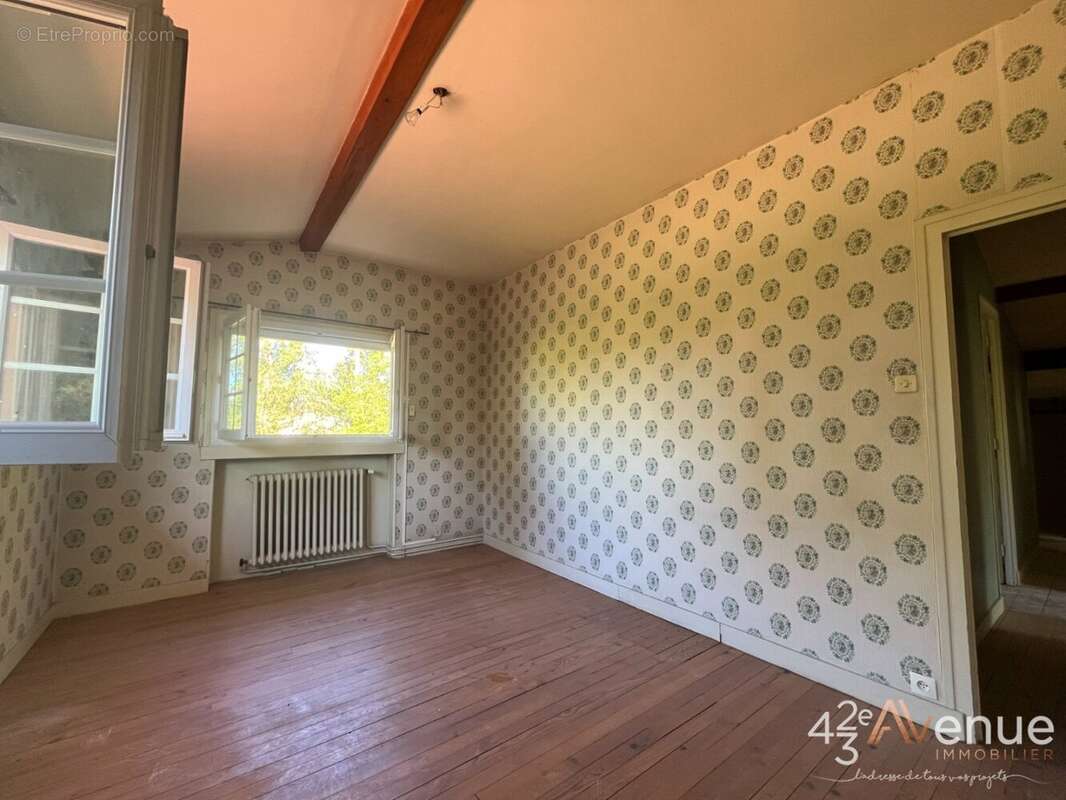 Maison 163 m² à Craintilleux  - photo 7