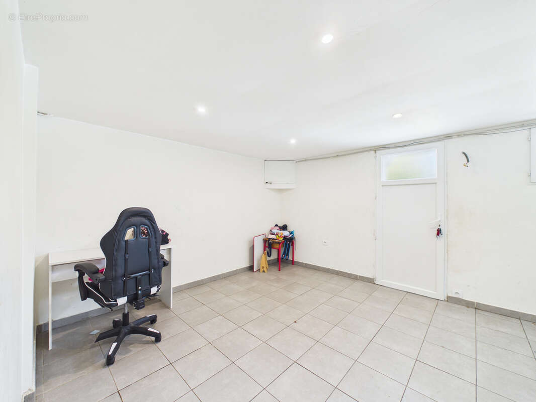 Maison individuelle - idéal investisseur secteur Bissy- Chambery - 295 m2 - photo 13