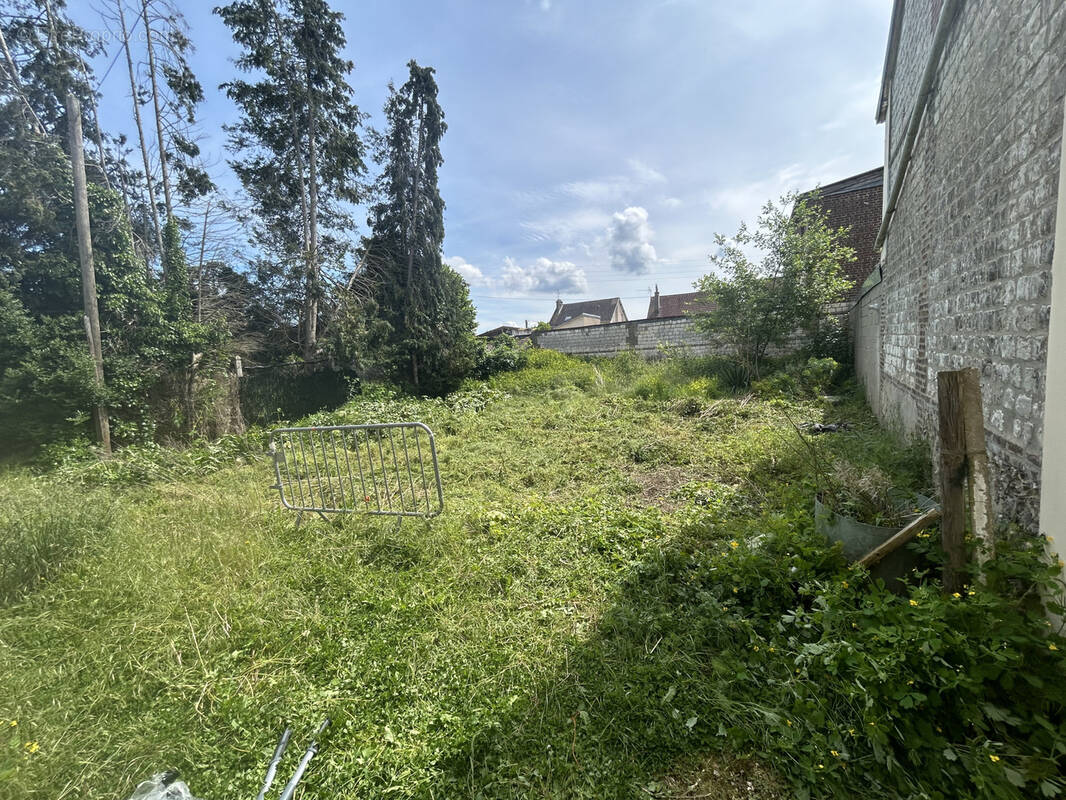 Terrain à CAUDEBEC-LES-ELBEUF