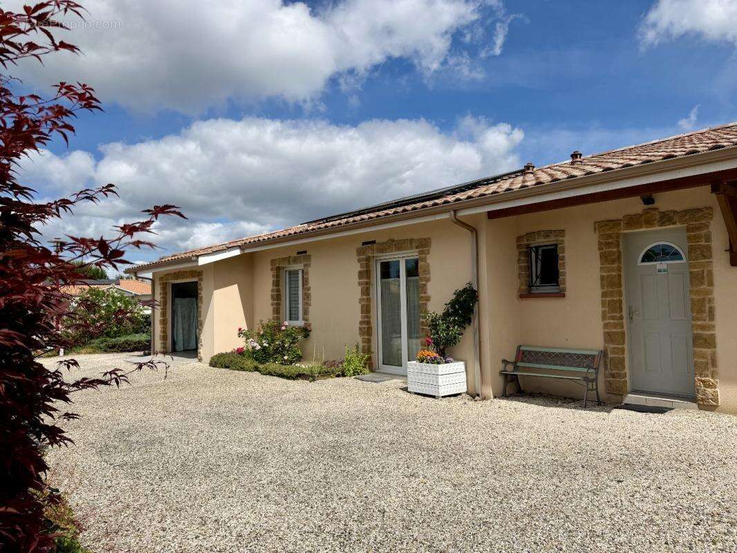 Maison 131 m² à Parentis-En-Born  - photo 2