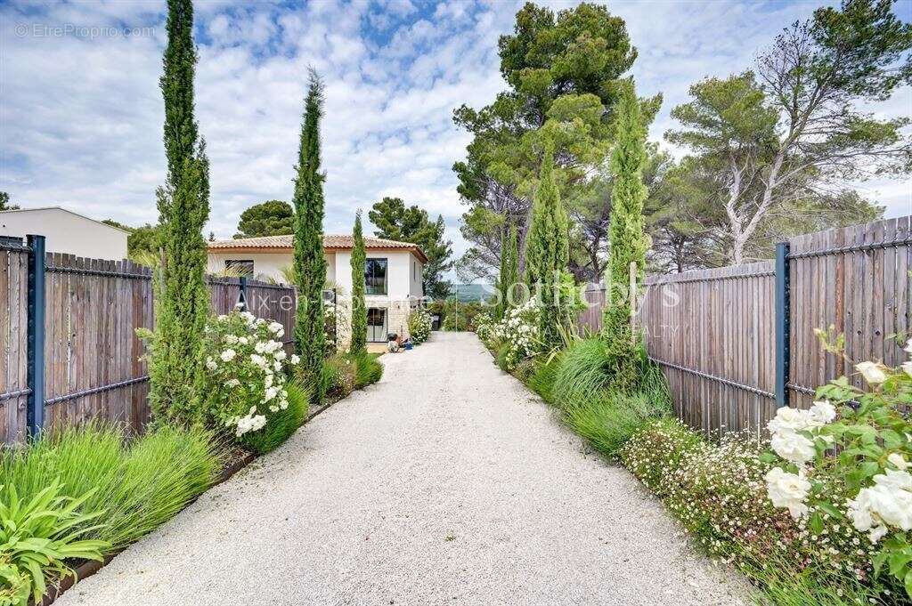Maison à AIX-EN-PROVENCE