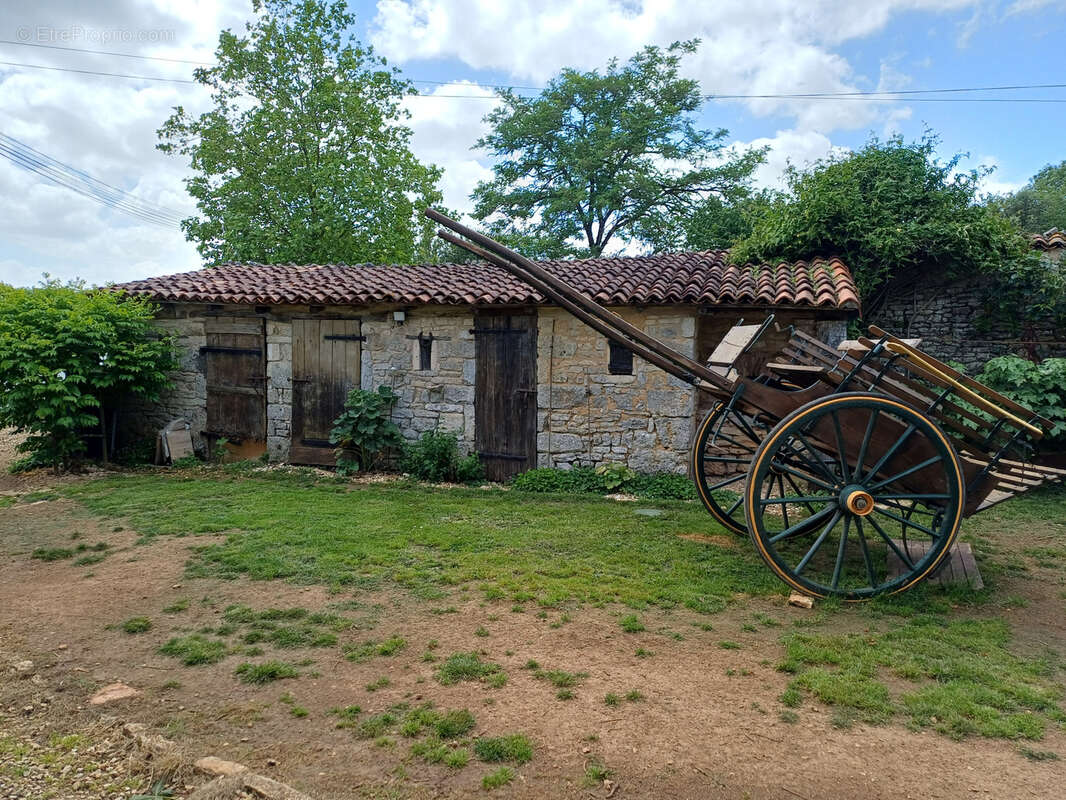 Maison à BARRO