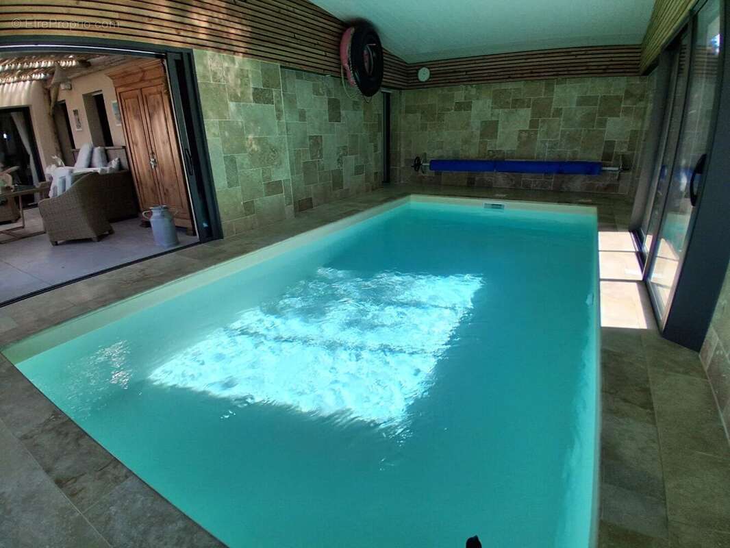 Maison à SAINT-VINCENT-SUR-JARD