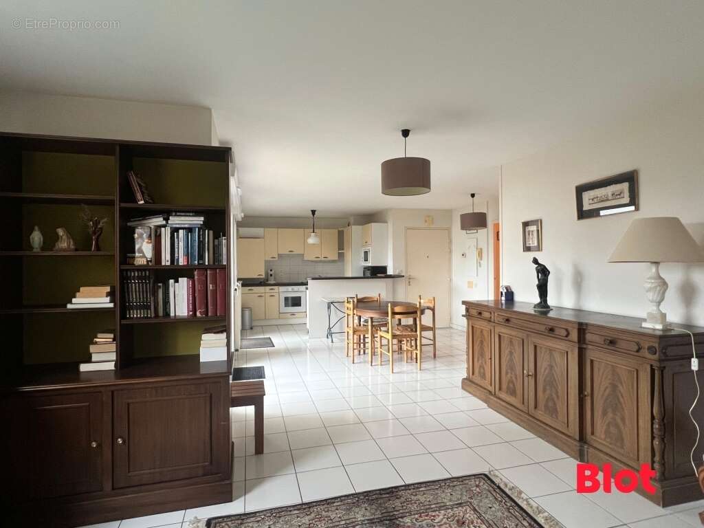 Appartement à LE POULIGUEN