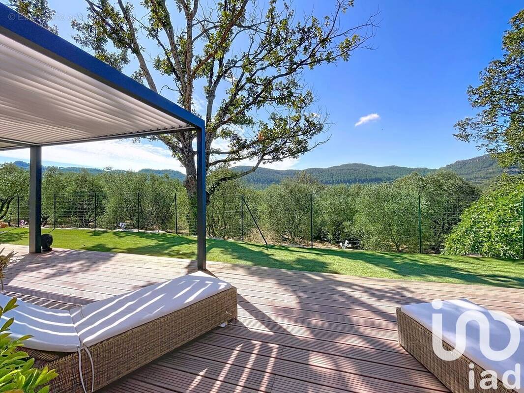 Photo 1 - Maison à BAGNOLS-EN-FORET