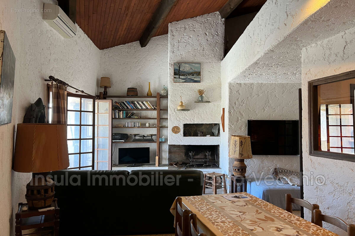 Appartement à LECCI