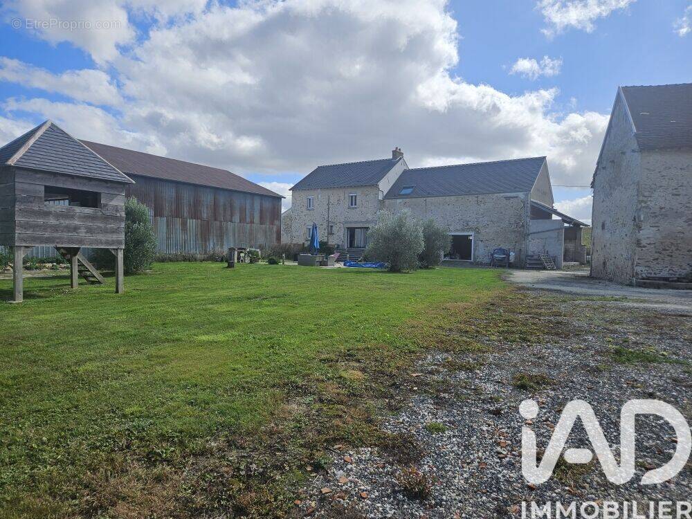 Photo 1 - Maison à LA FERTE-GAUCHER