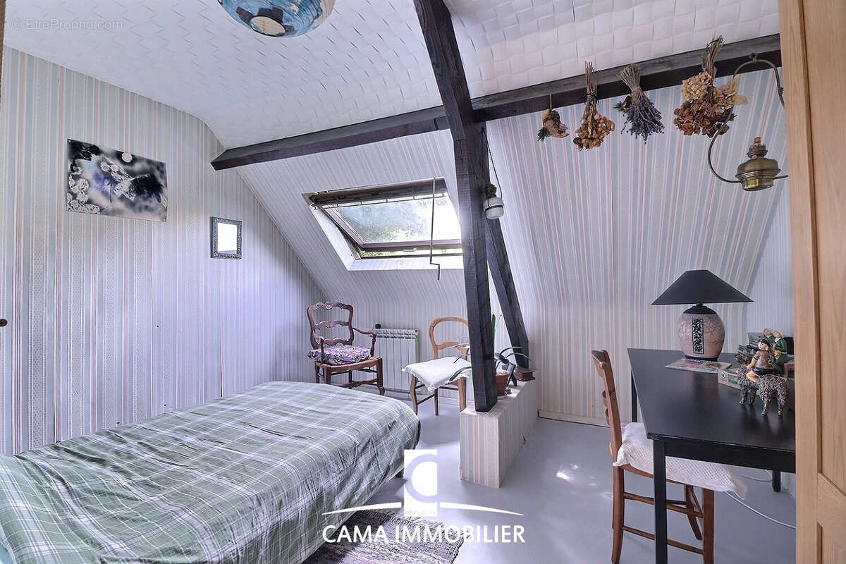 Maison à FONTENAY-LE-FLEURY