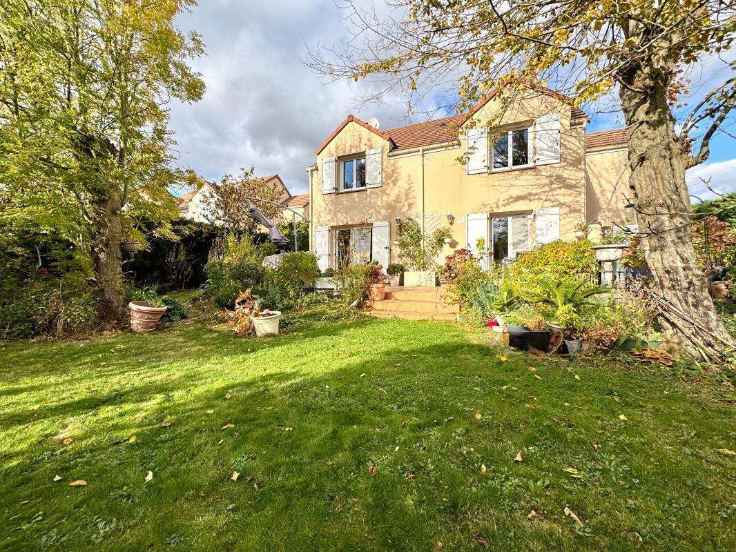 Maison à MAROLLES-EN-HUREPOIX